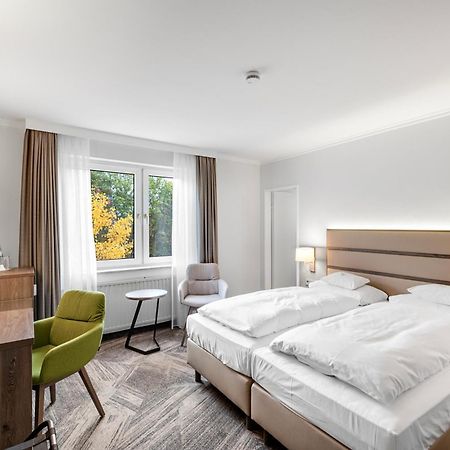 Parkhotel Am Taunus Оберурзель Екстер'єр фото